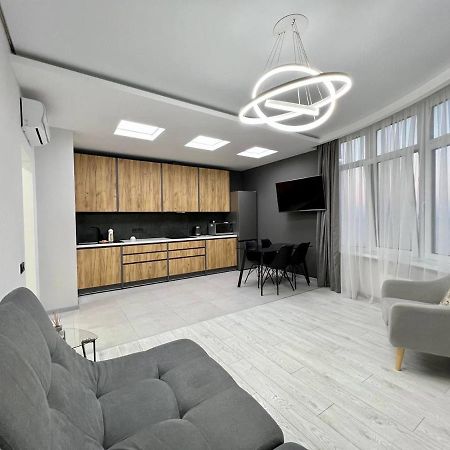 44 Pearl Stylish 1-Bedroom Apartment Odessa Exteriör bild