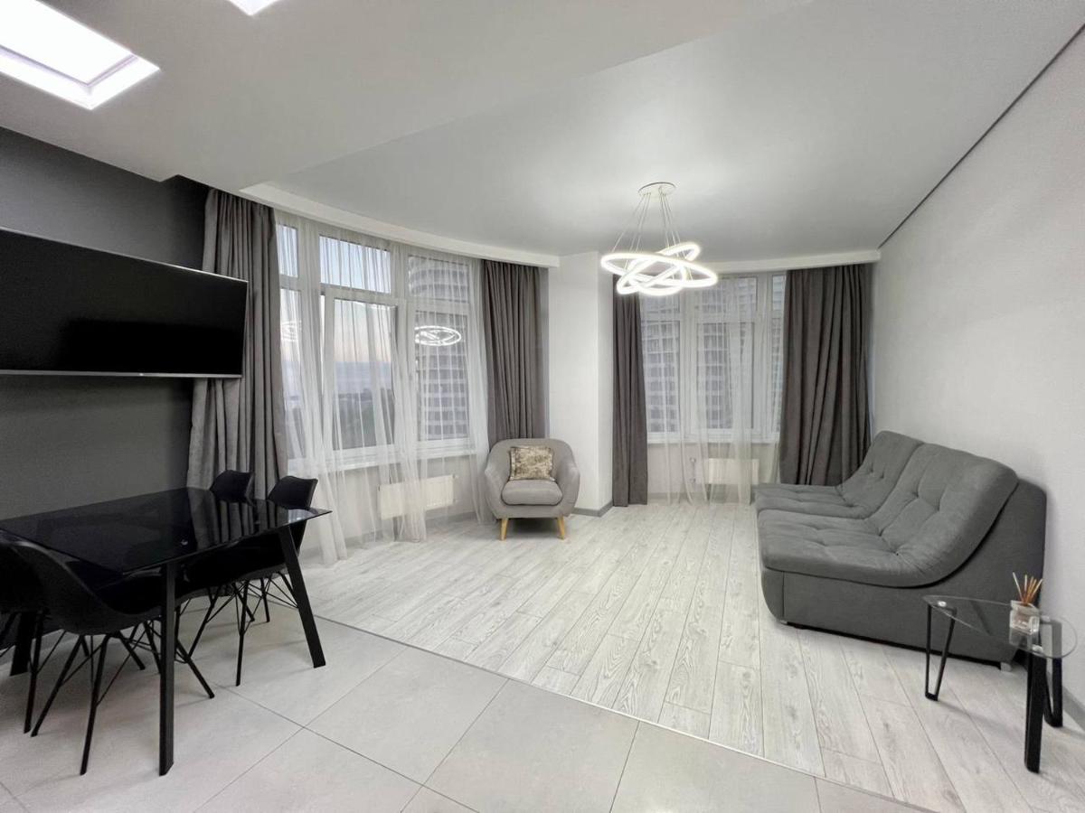 44 Pearl Stylish 1-Bedroom Apartment Odessa Exteriör bild